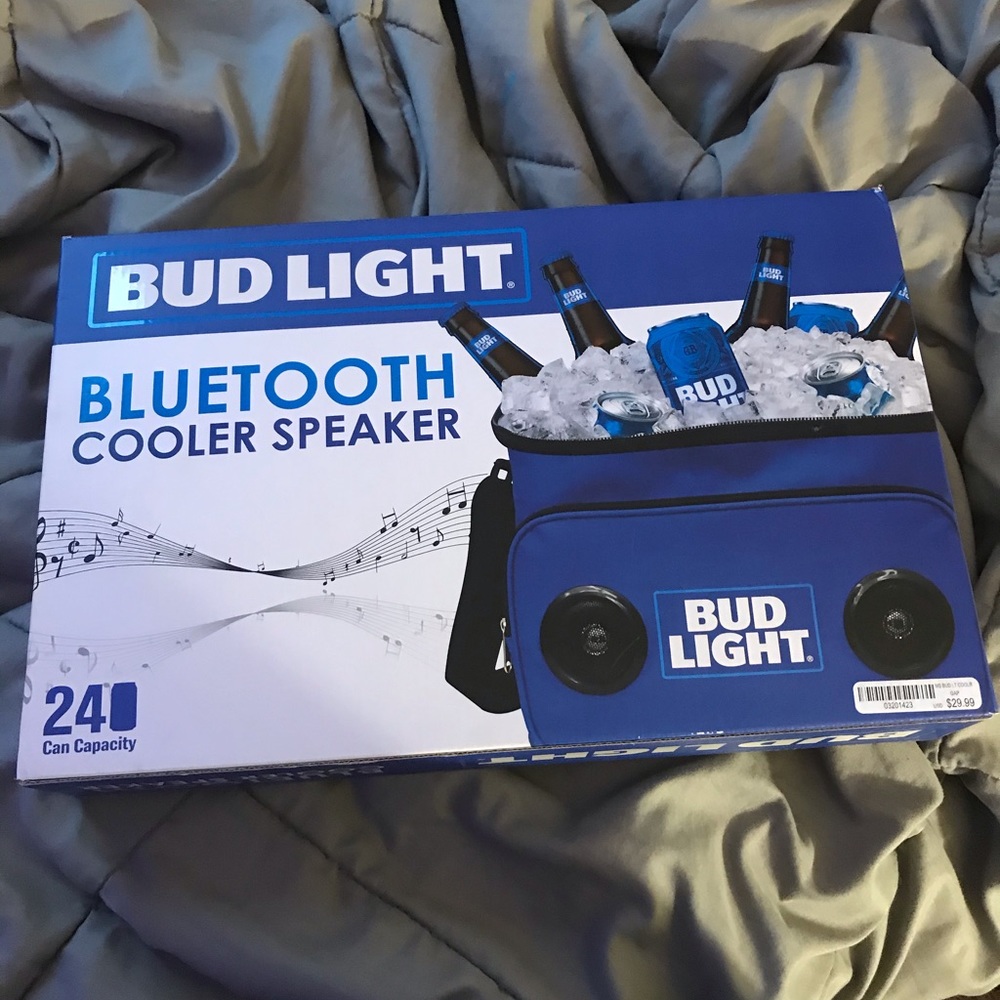 blue tooth bud light cooler/ speaker